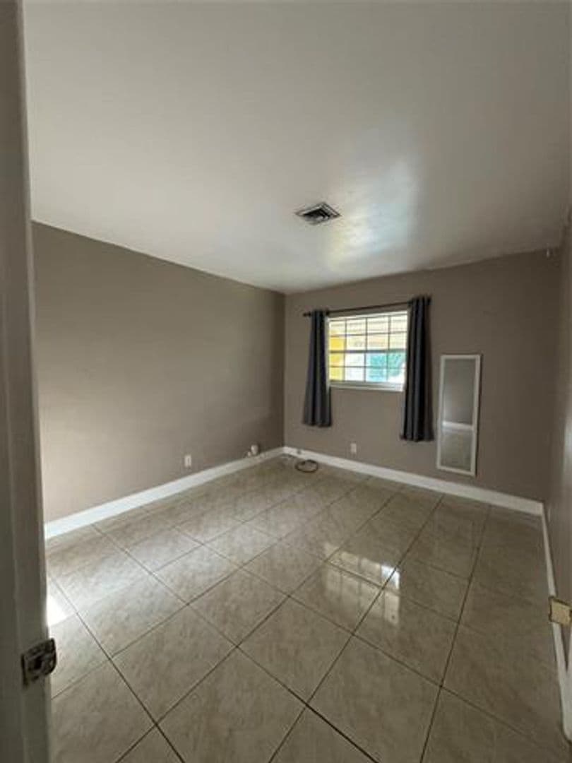 Plantation House: 5691 SW 1st St # 5691