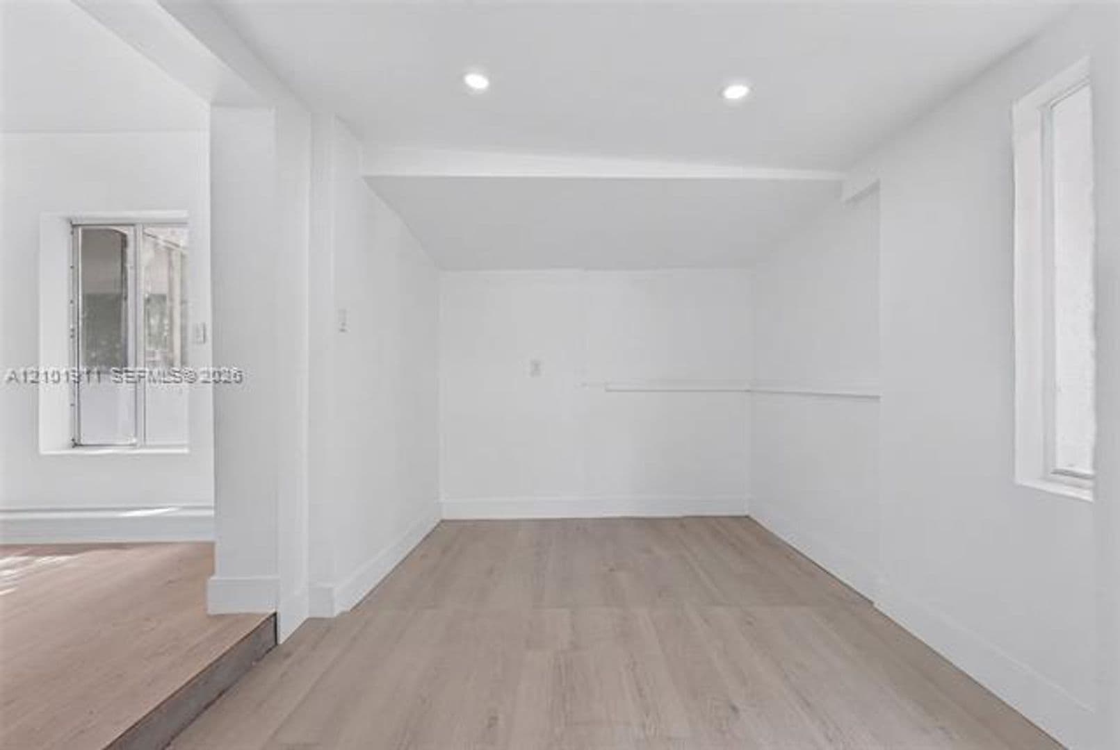 Miami House: 334 NW 110th St # 334