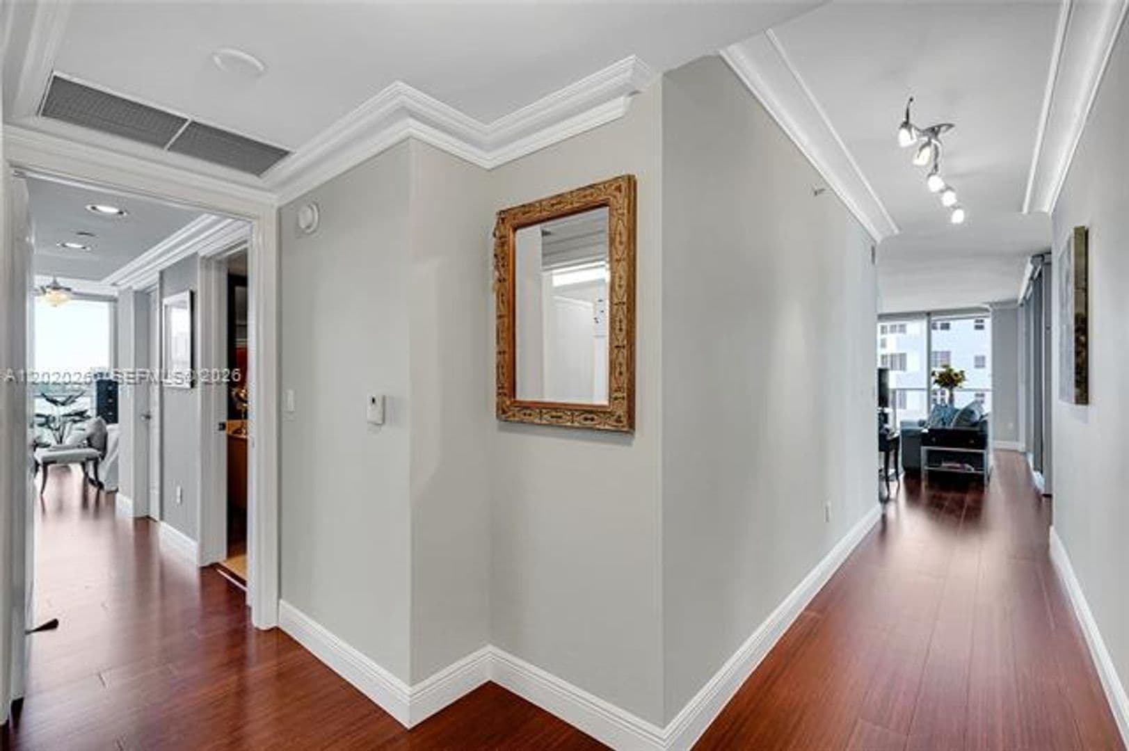 Hollywood Condo: 3101 S Ocean Dr cu-701