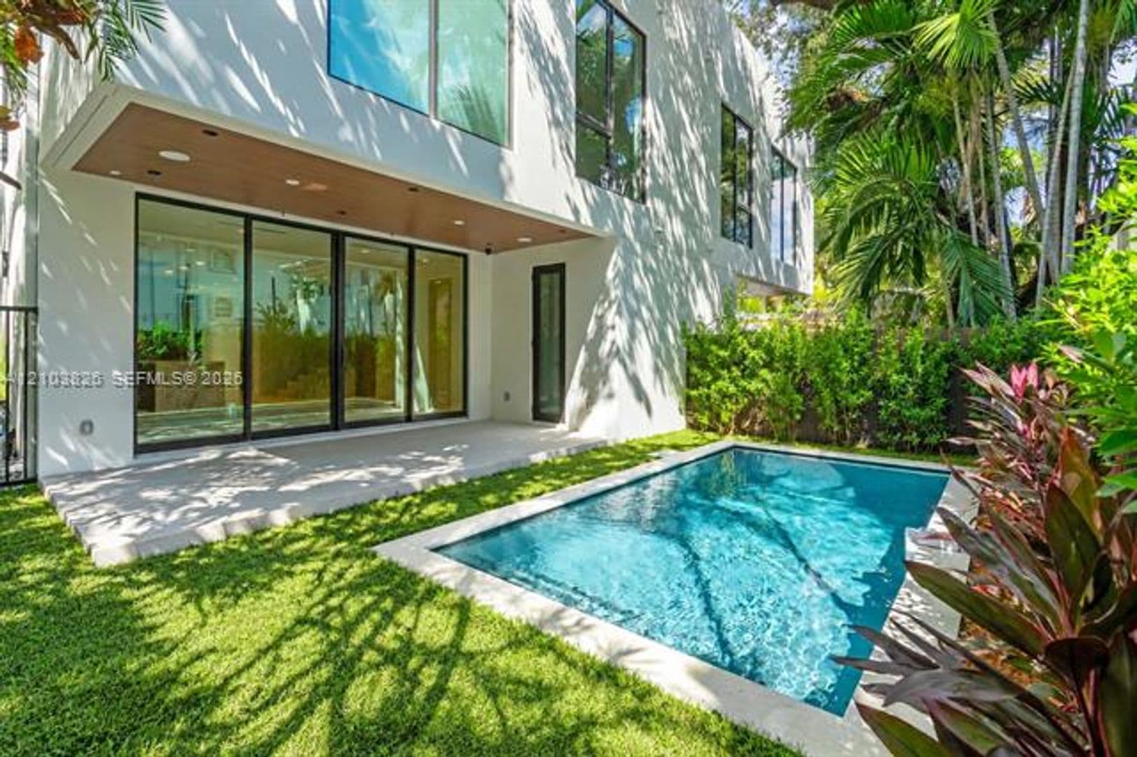 Coconut Grove Townhome: 3171 Matilda St th 3173