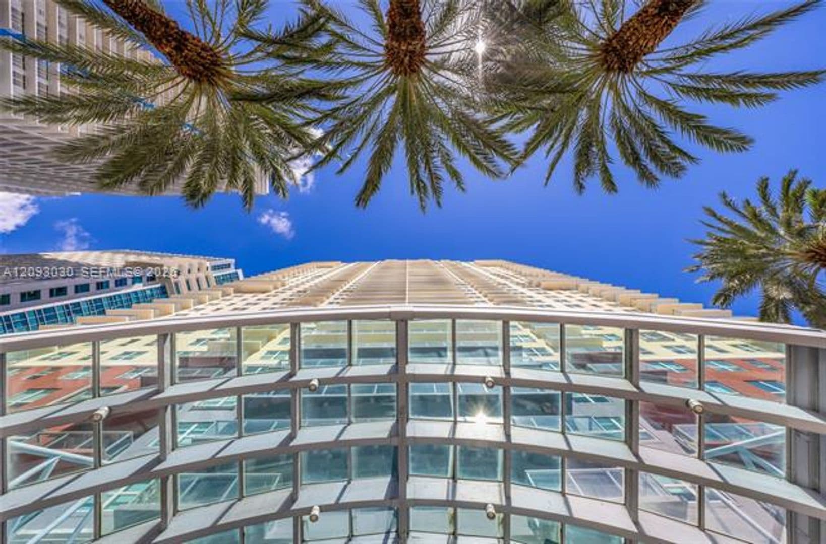 Miami Condo: 1155 Brickell Bay Dr cu-2207