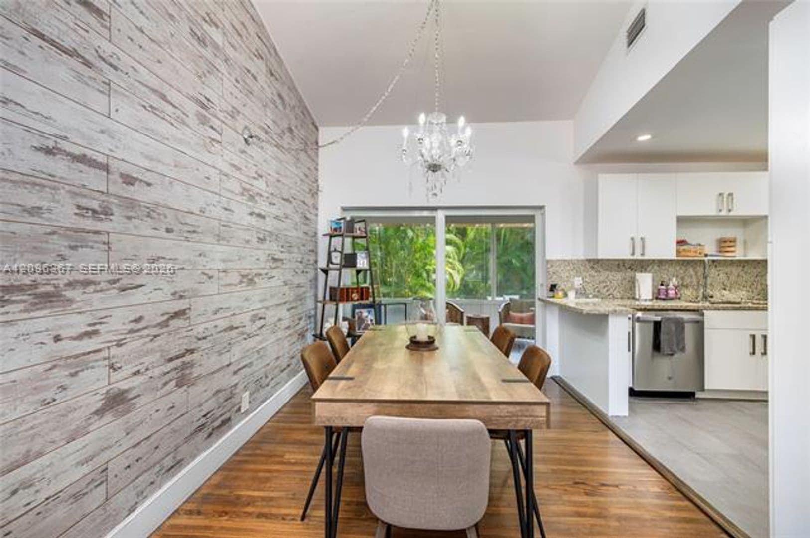 Coral Gables House: 3635 S Le Jeune Rd cu-3635