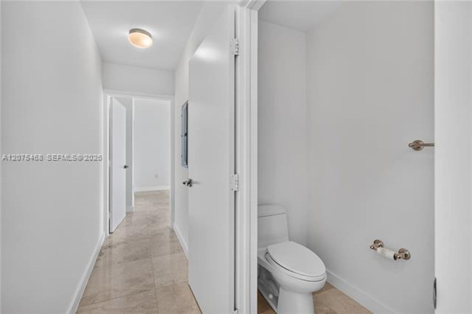 Miami Condo: 31 SE 5th St cu-4212