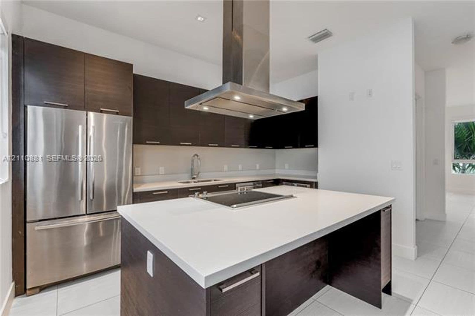 Doral Townhome: 9143 NW 33rd St th 9143
