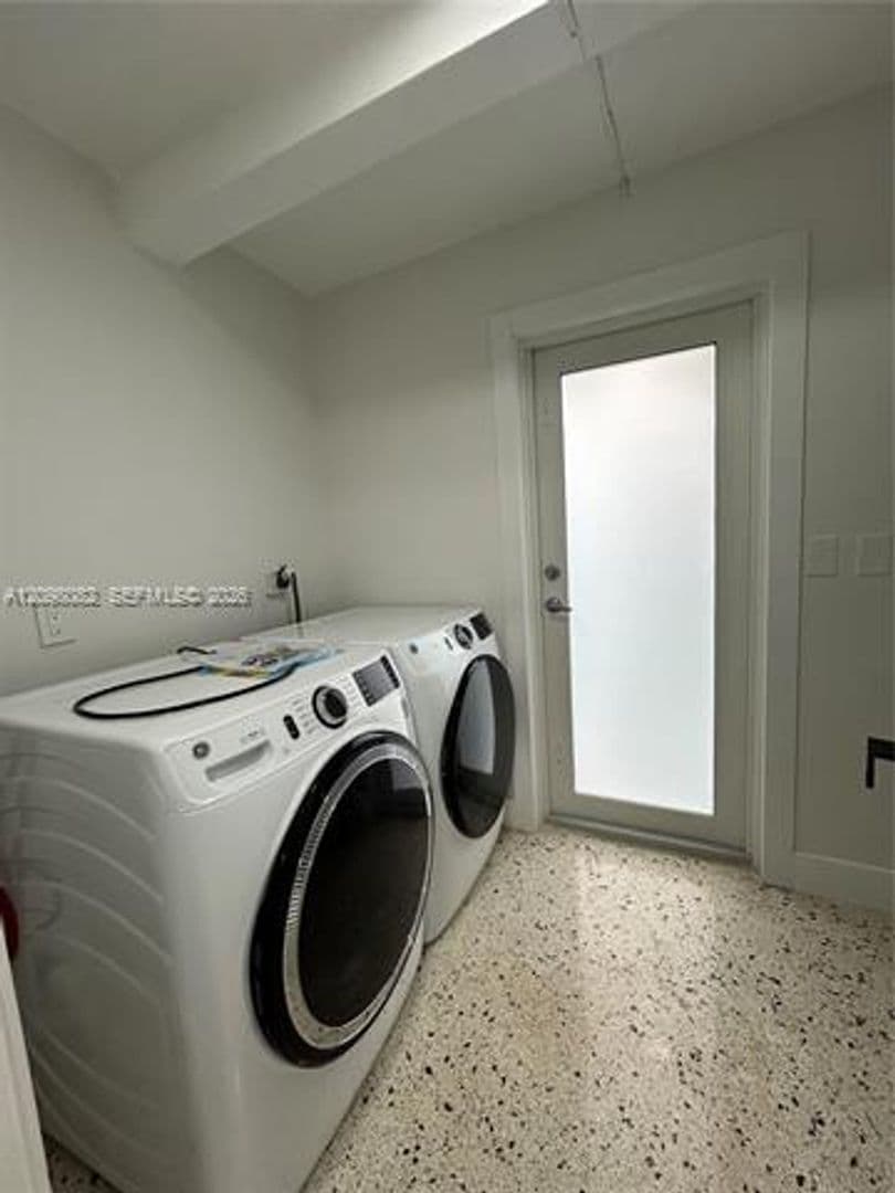 Miami Condo: 3521 SW 3rd St cu-3523