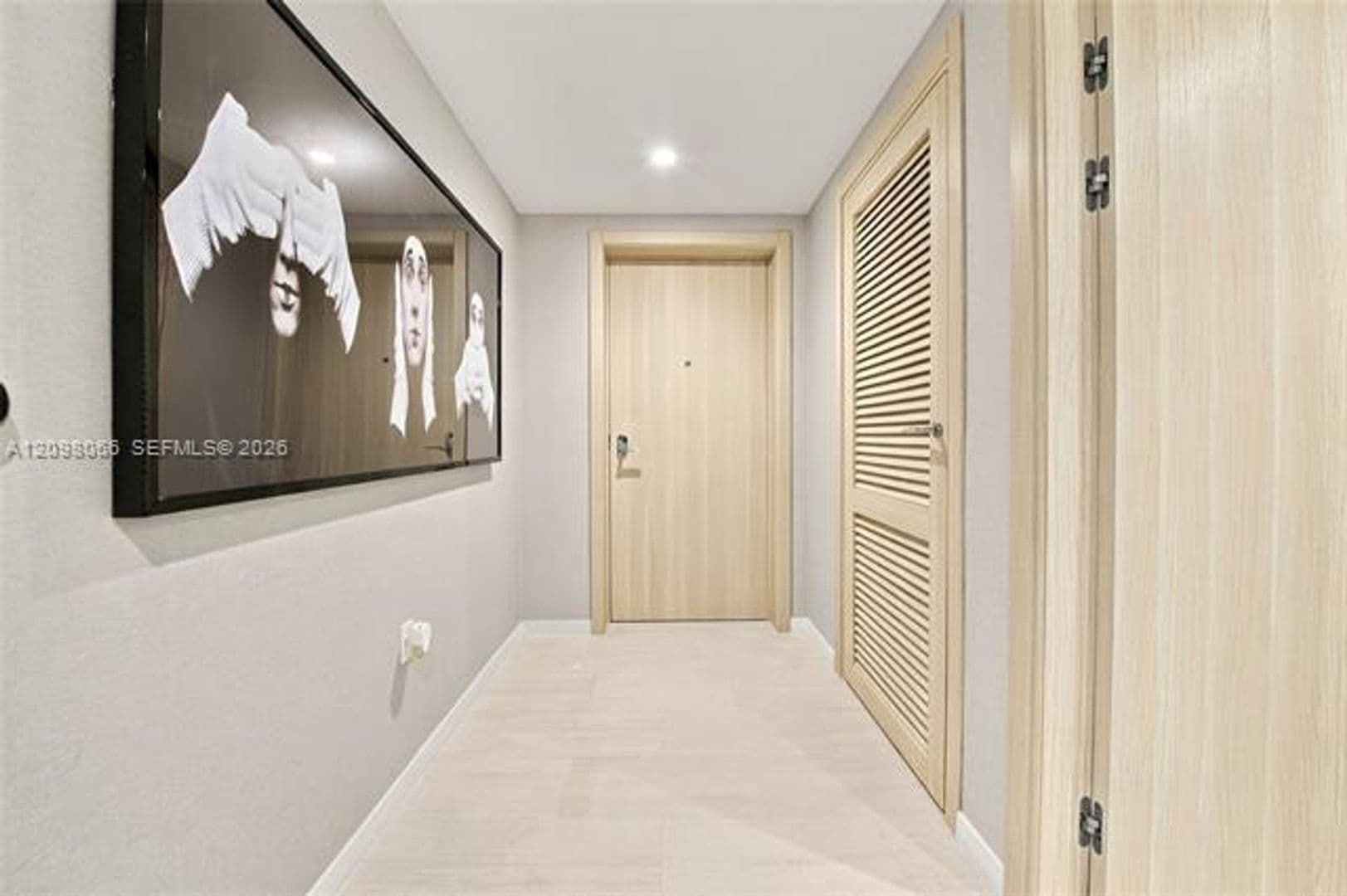 Miami Condo: 1000 Brickell Plz cu-3401