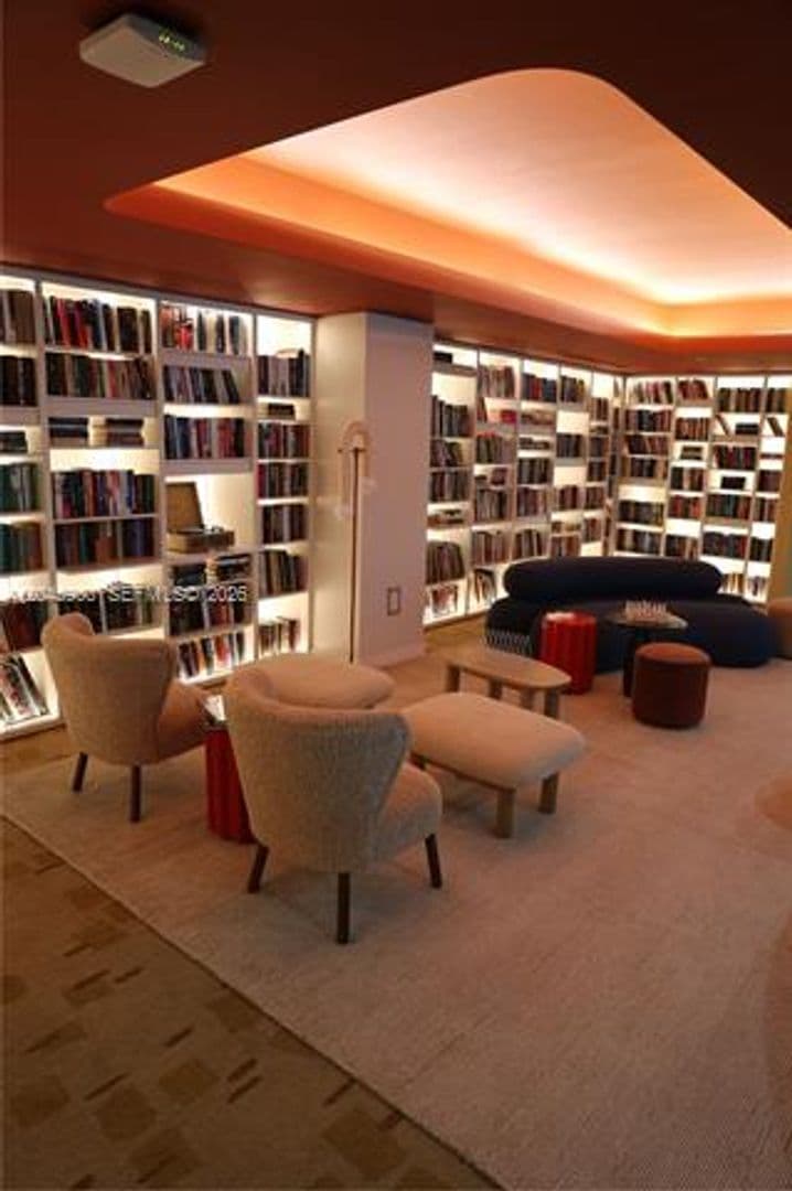 Miami Condo: 90 NE 32nd St cu-706