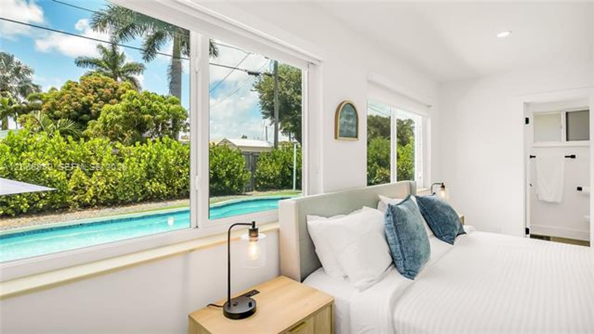Hollywood House: 1116 N 31st Ave # 1116
