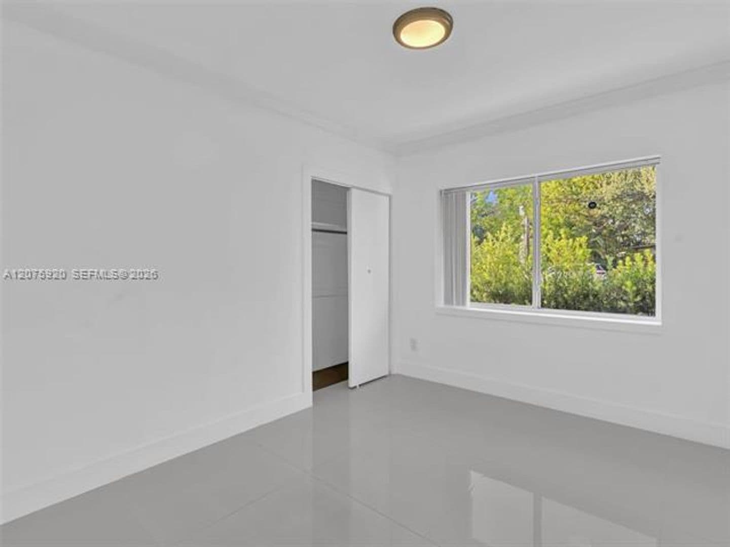 Miami House: 1647 NE 146th St # 1647