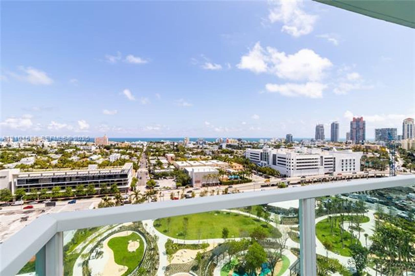 Miami Beach Condo: 650 West Ave cu-1708