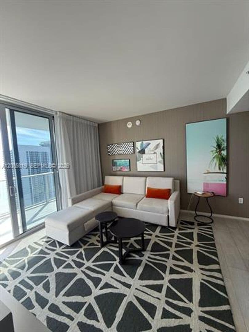 Hollywood Condo: 4010 S Ocean Dr cu-T3507