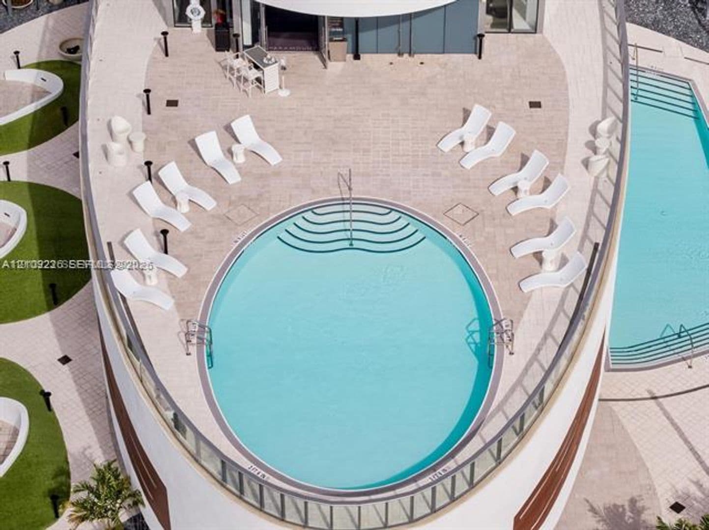 Miami Condo: 851 NE 1st Ave cu-1811