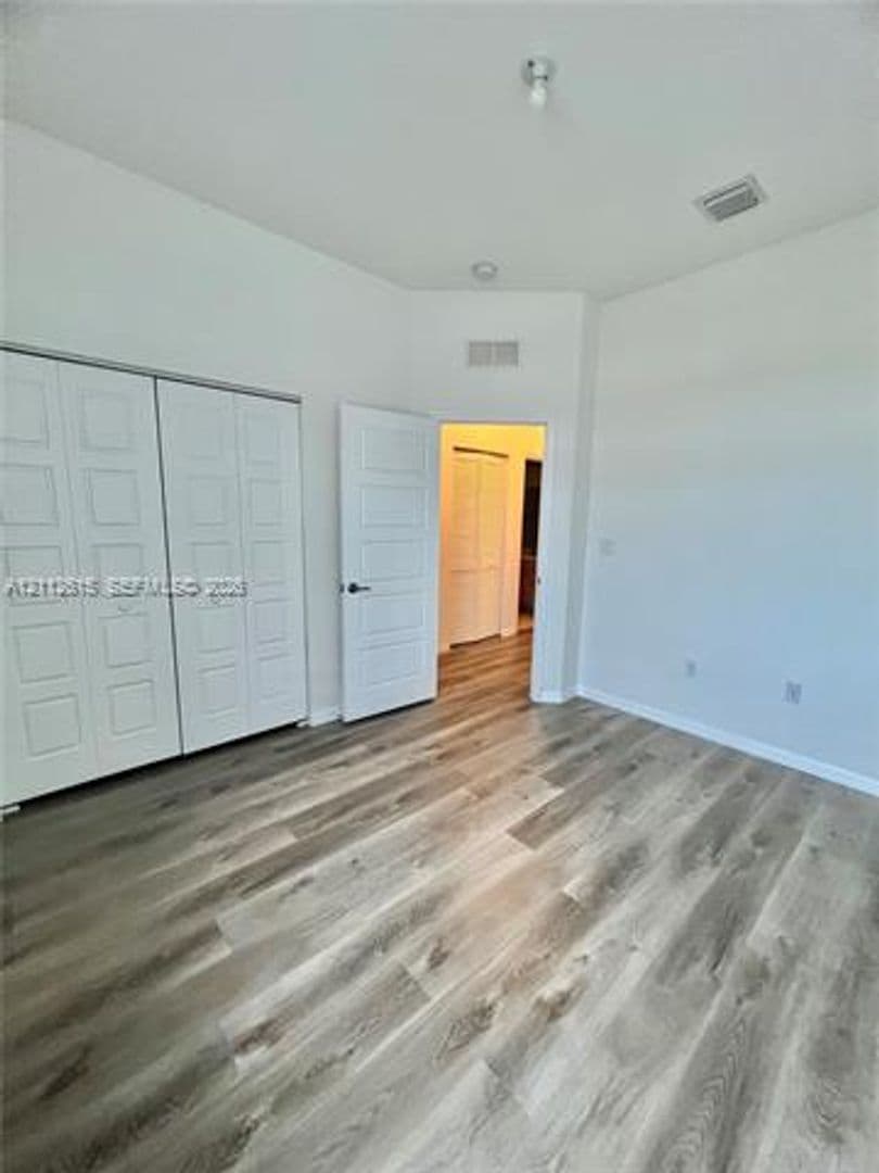 Miami House: 771 NE 191st St # 0