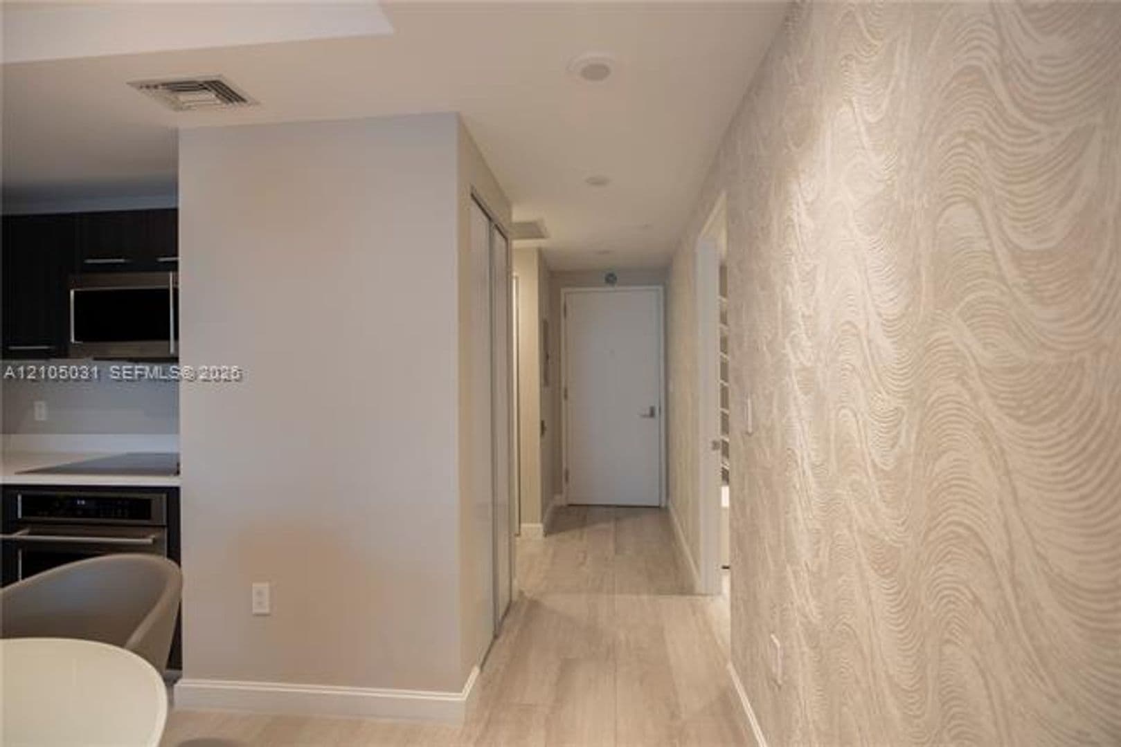 Miami Condo: 45 SW 9th St cu-1705
