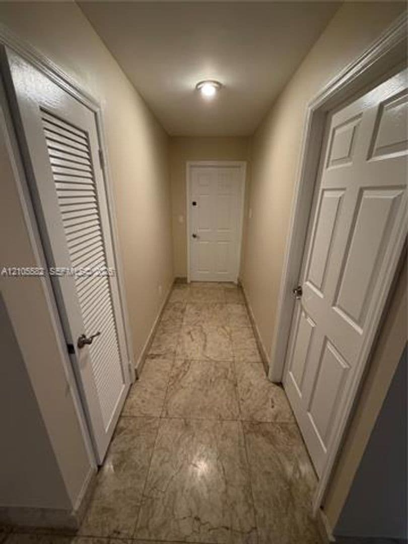 Miami House: 2215 NE 204th St # 2215