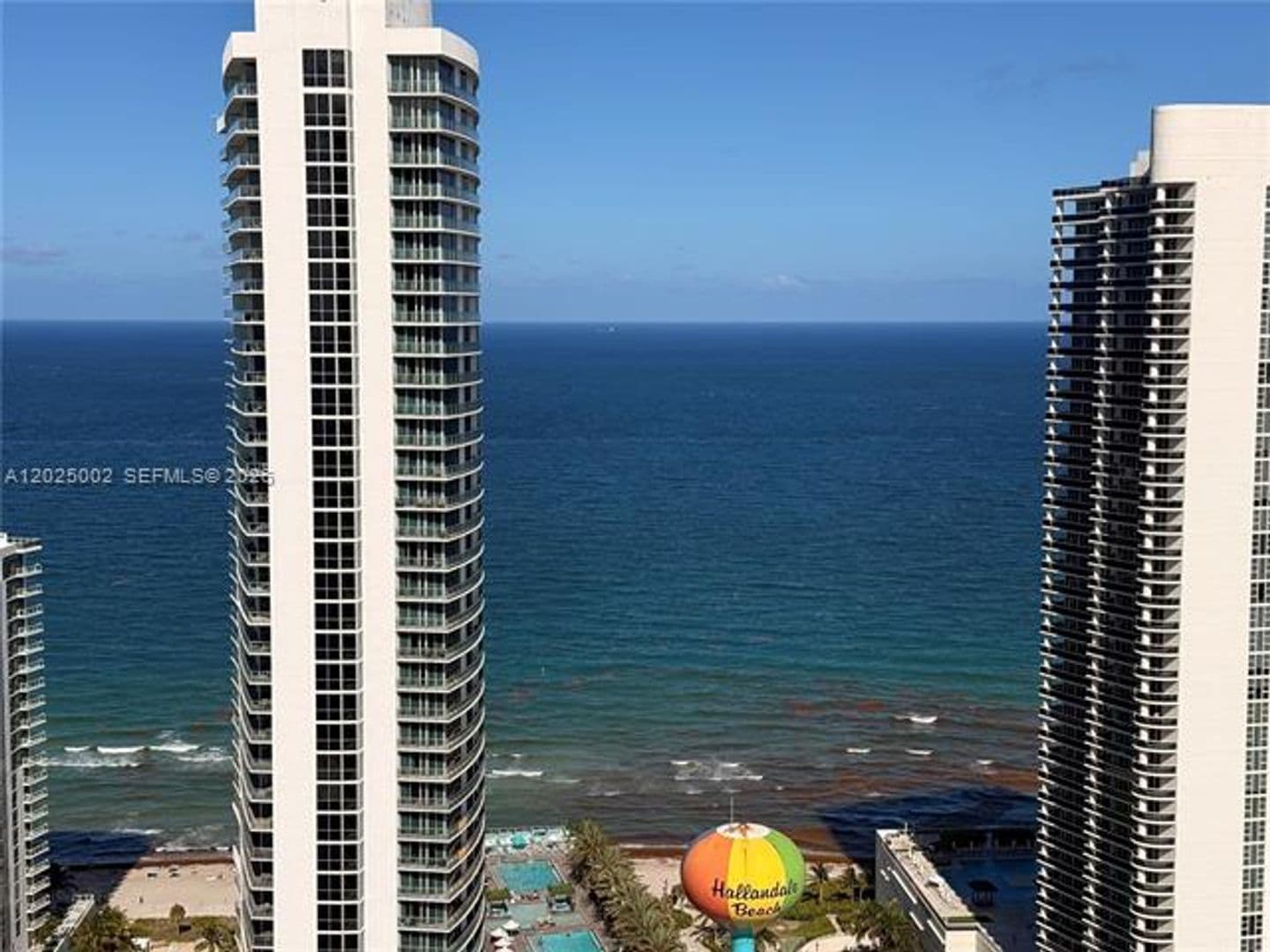 Hollywood Condo: 4010 S Ocean Dr cu-T3509