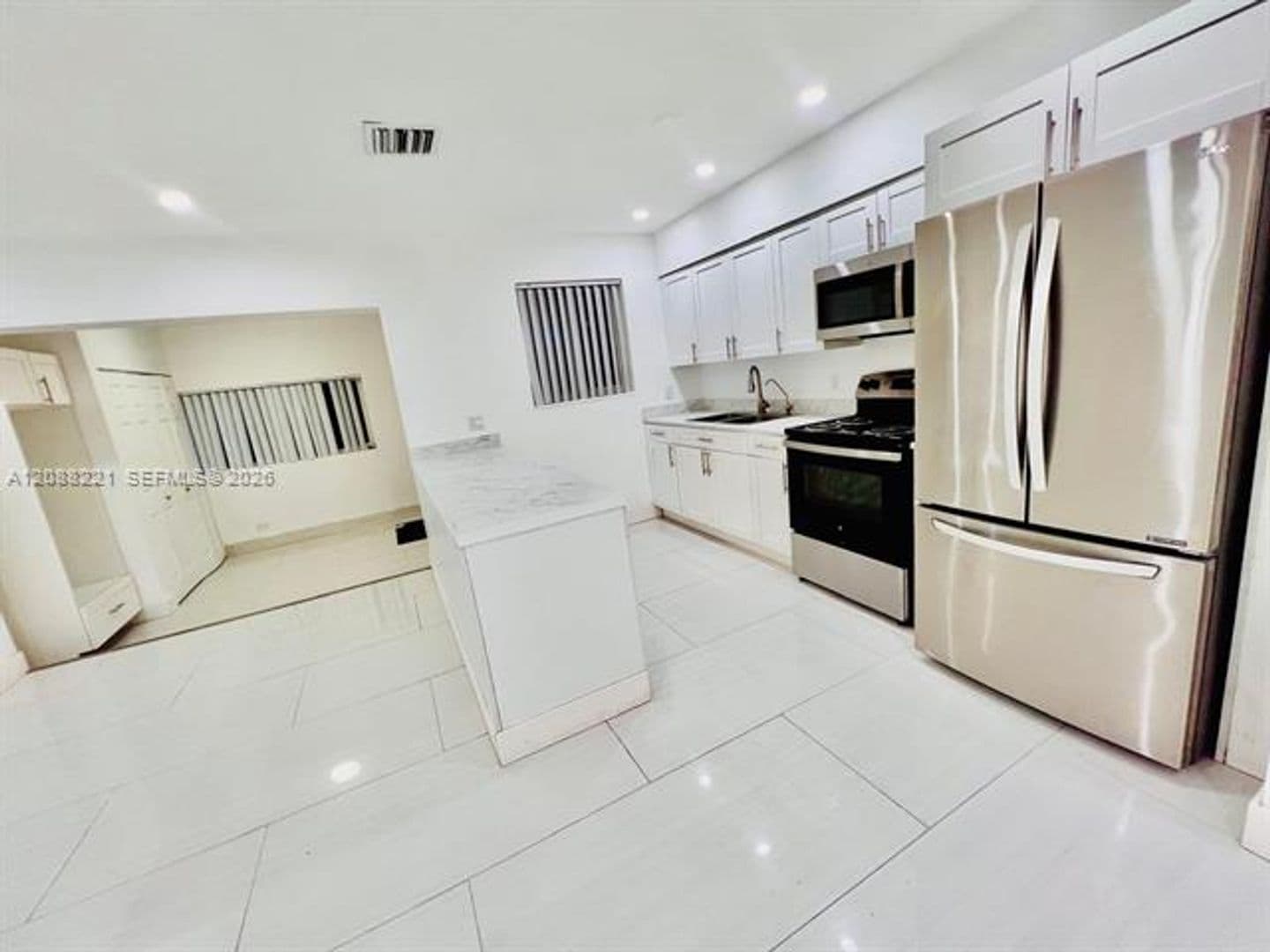 North Miami Beach House: 18320 NE 7th Ct # 18320