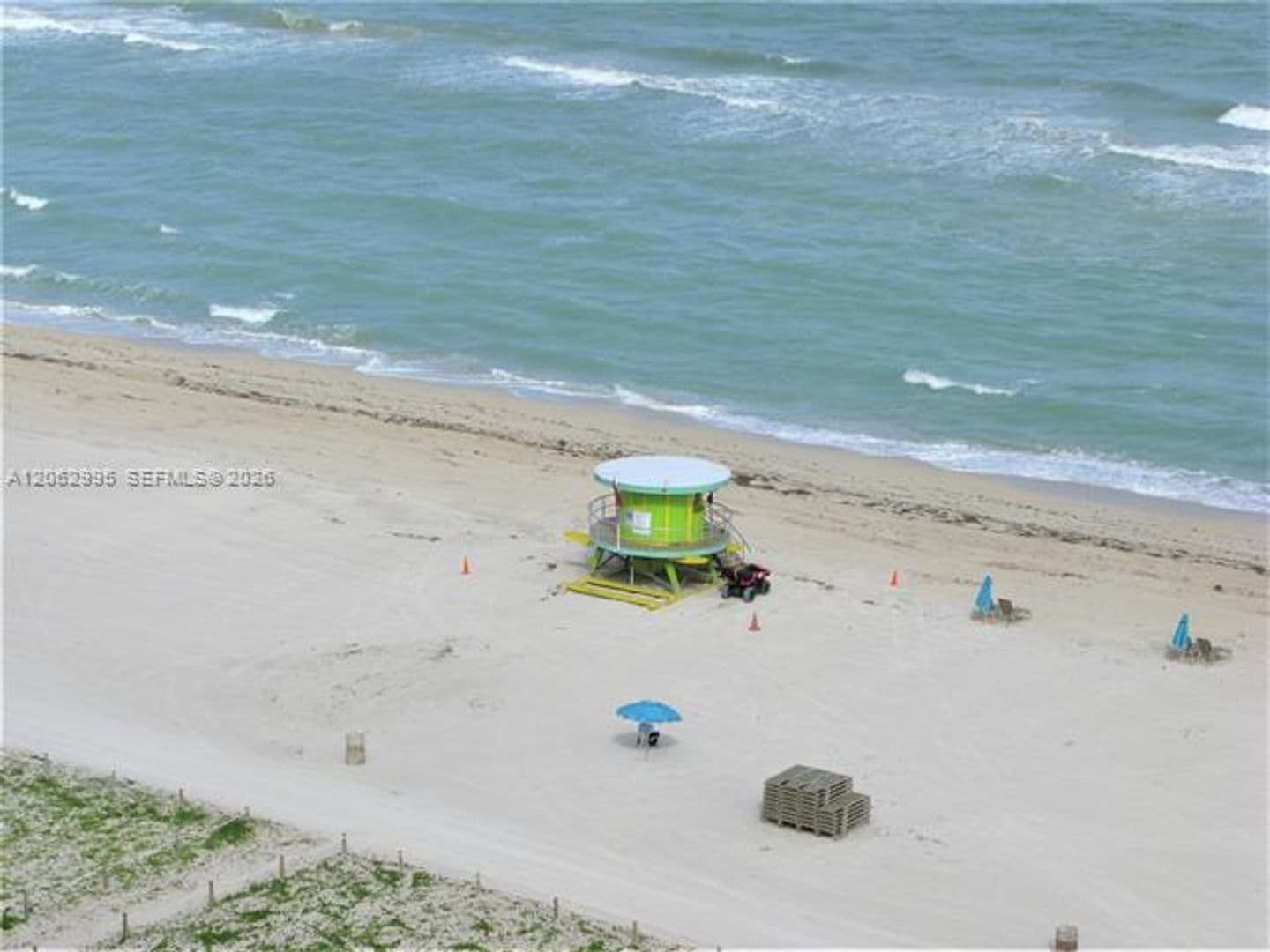 Miami Beach Condo: 5701 Collins Ave cu-919