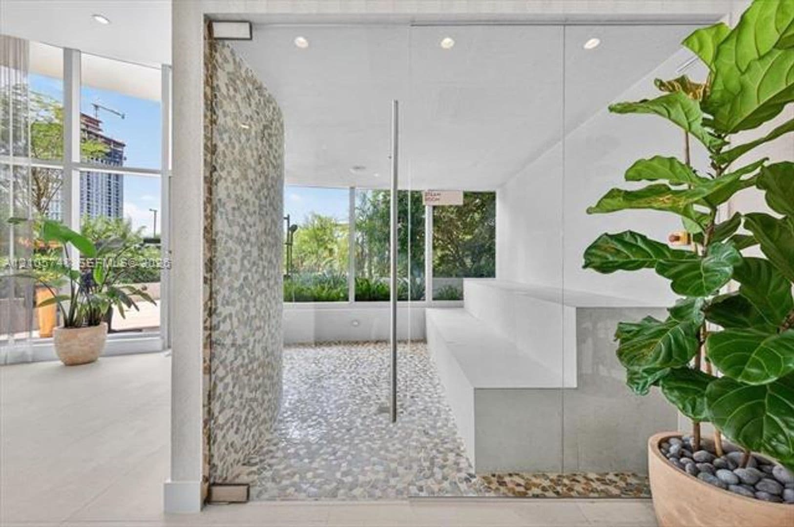 Miami Condo: 725 NE 24 cu-5401