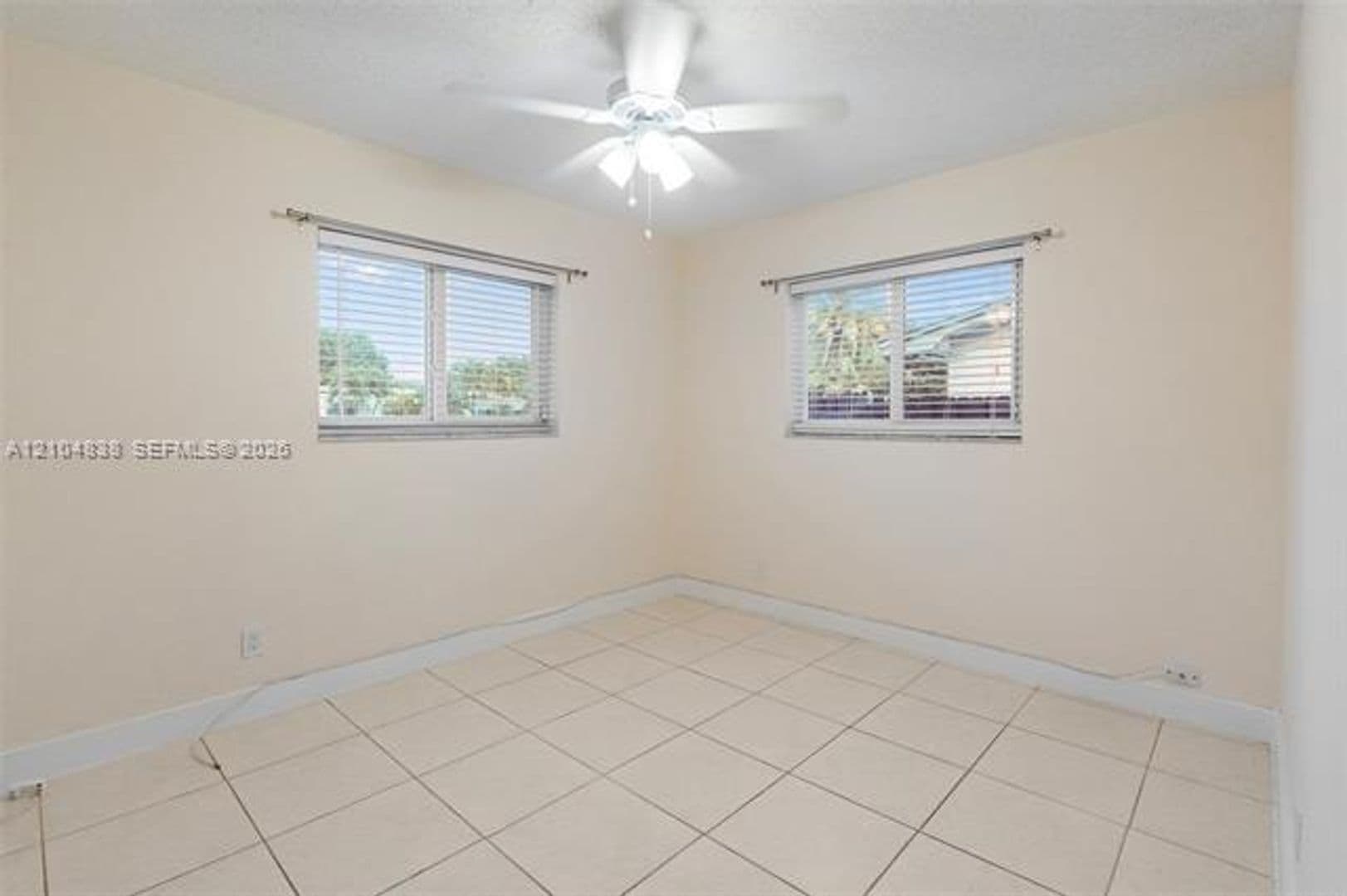 Plantation House: 5250 SW 4th Ct # 5250