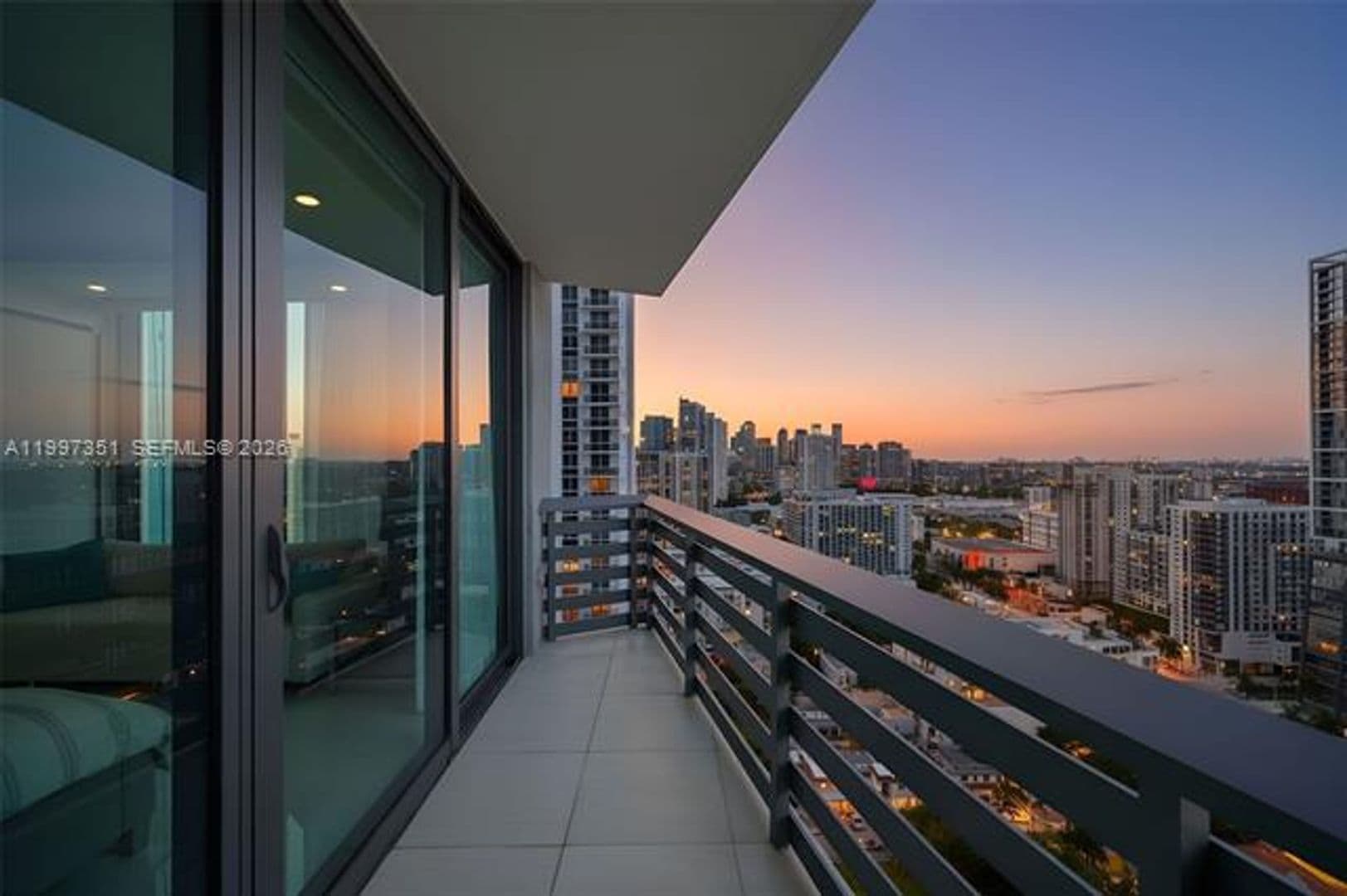 Miami Condo: 460 NE 28th St cu-2908