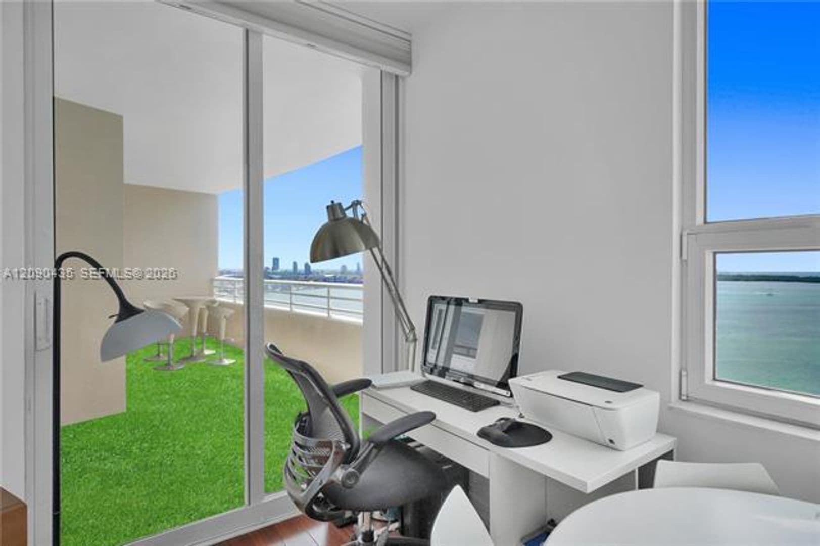 Miami Condo: 808 Brickell Key Dr cu-2506