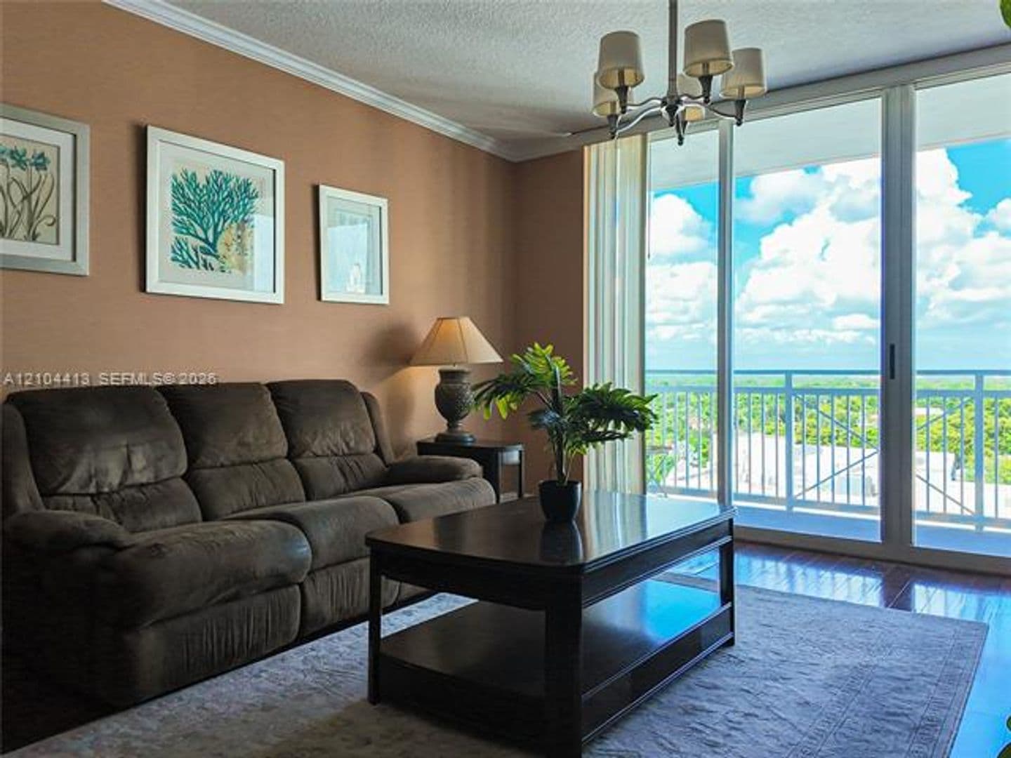 Miami Condo: 2665 SW 37th Ave cu-1112