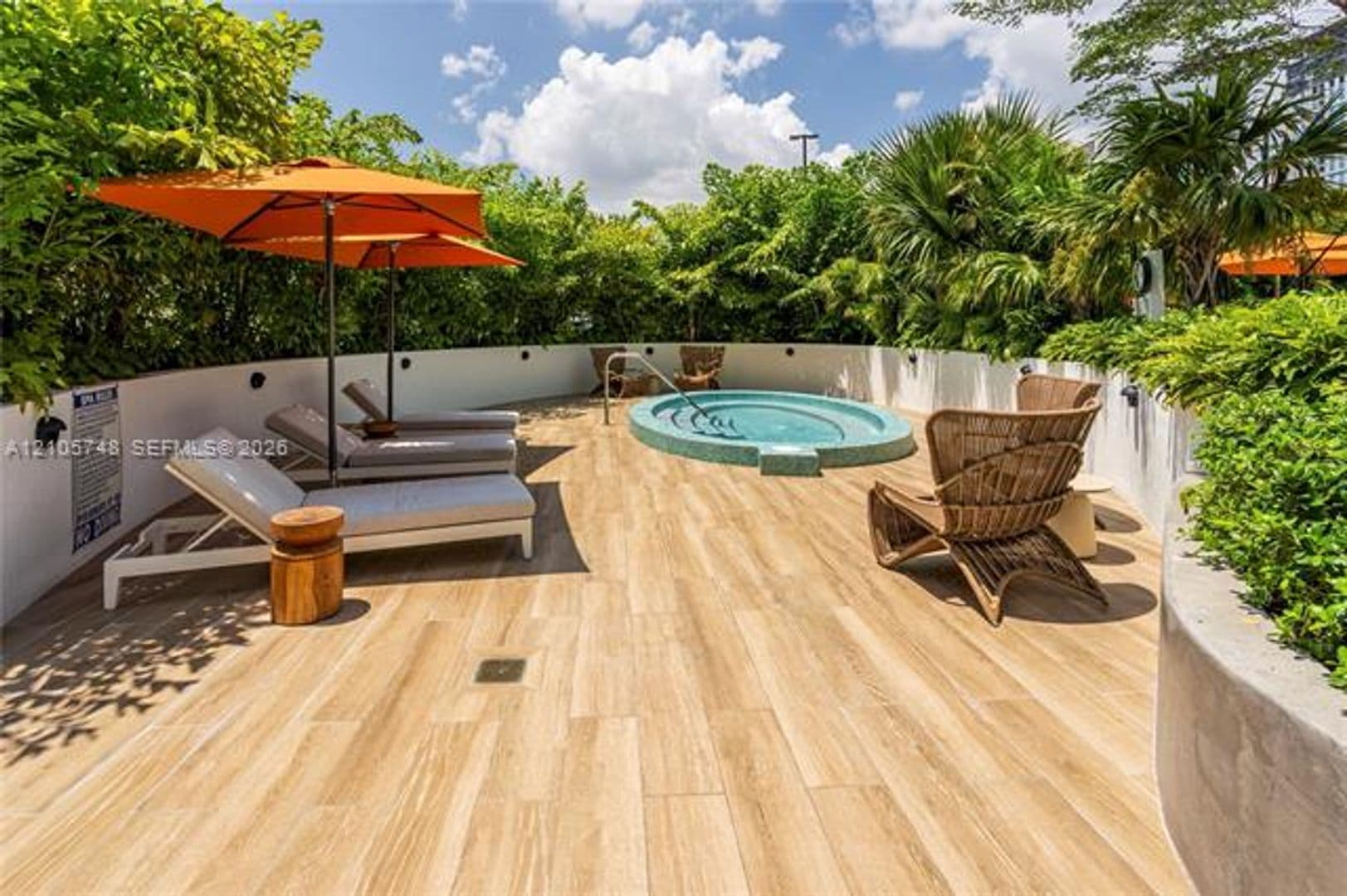Miami Condo: 725 NE 24 cu-5401