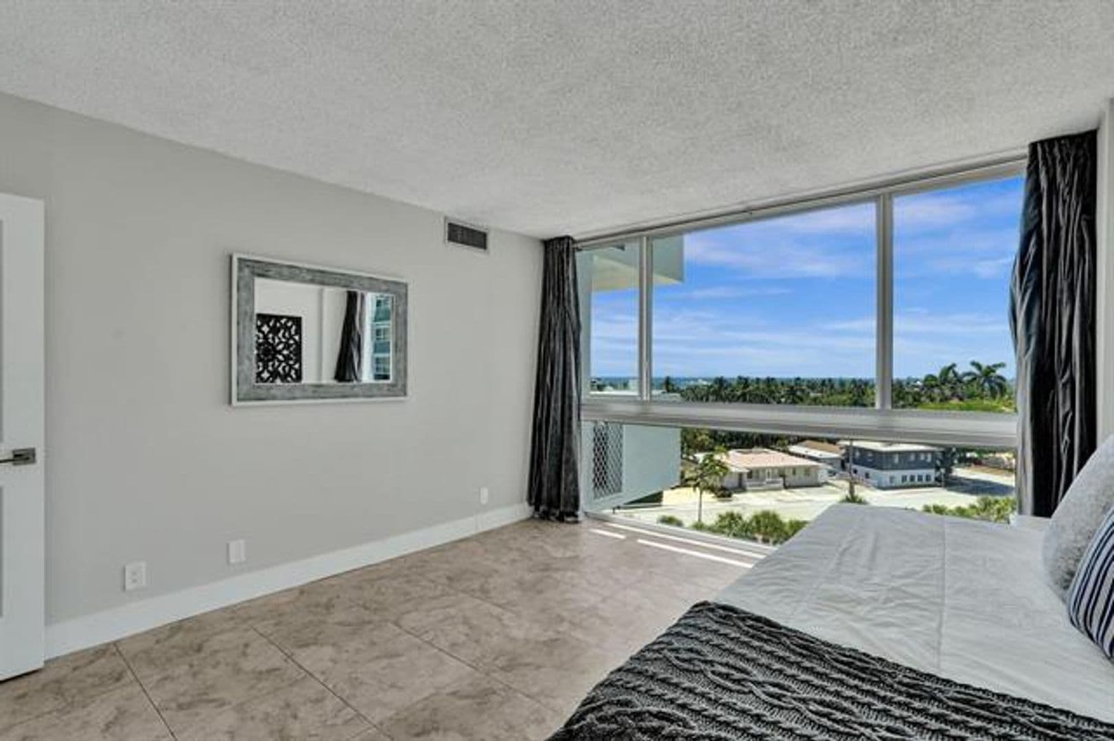 Fort Lauderdale Condo: 2715 N Ocean Blvd cu-6C