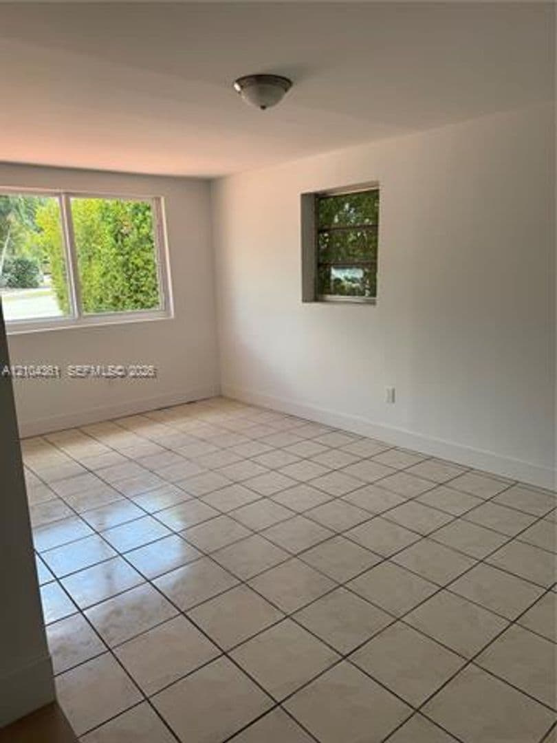Miami House: 6473 SW 25th St # 6473