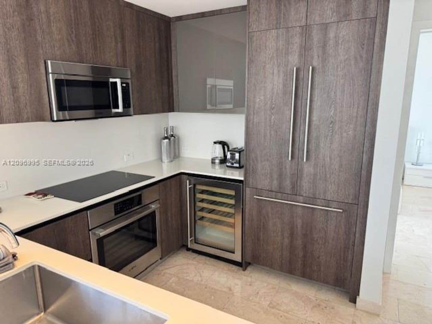 Miami Condo: 68 SE 6th St cu-2412
