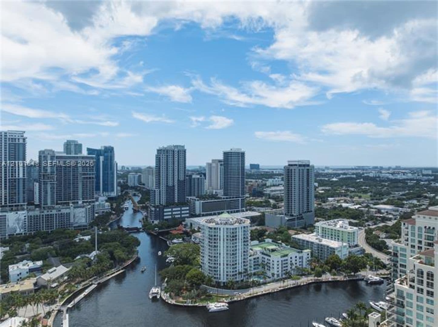 Fort Lauderdale Condo: 401 SW 4th Ave cu-1407