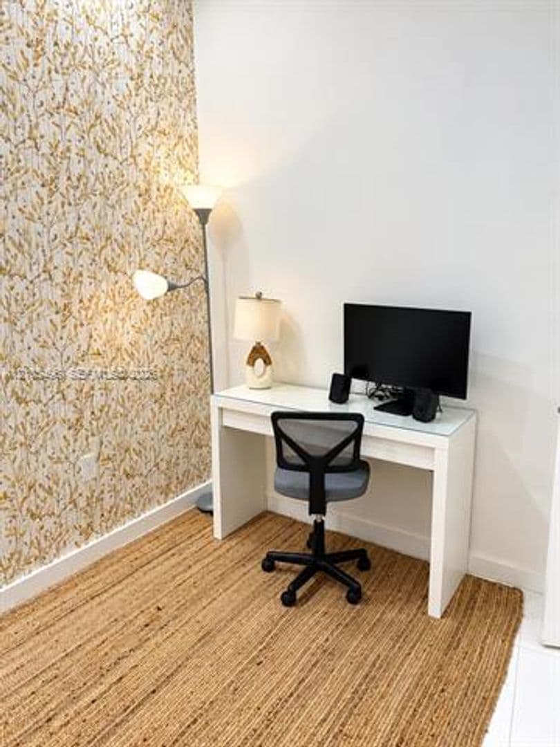 Miami Condo: 851 NE 1st Ave cu-2309