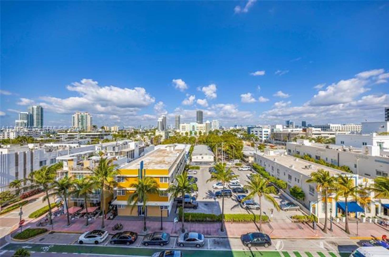 Miami Beach Condo: 401 Ocean Dr cu-801