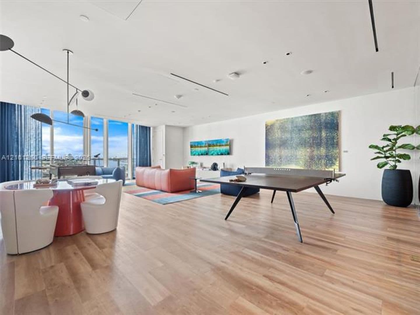 Miami Condo: 1400 Biscayne Blvd cu-701