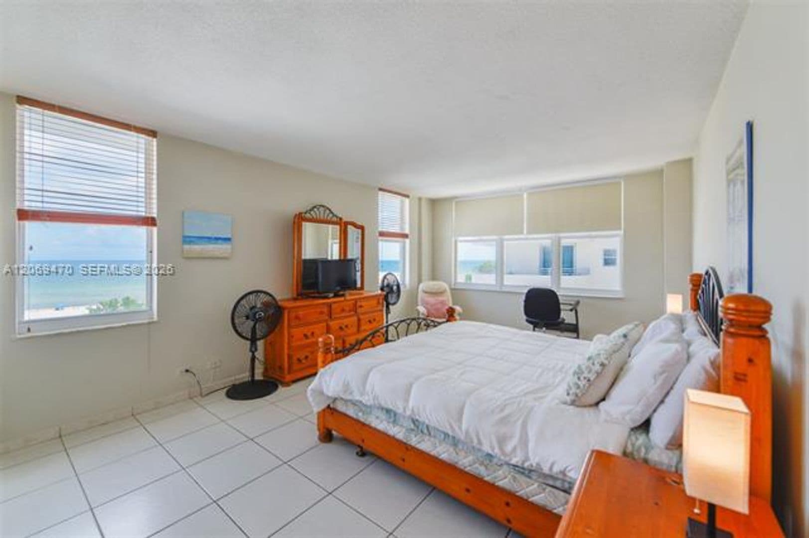 Miami Beach Condo: 5601 Collins Ave cu-512