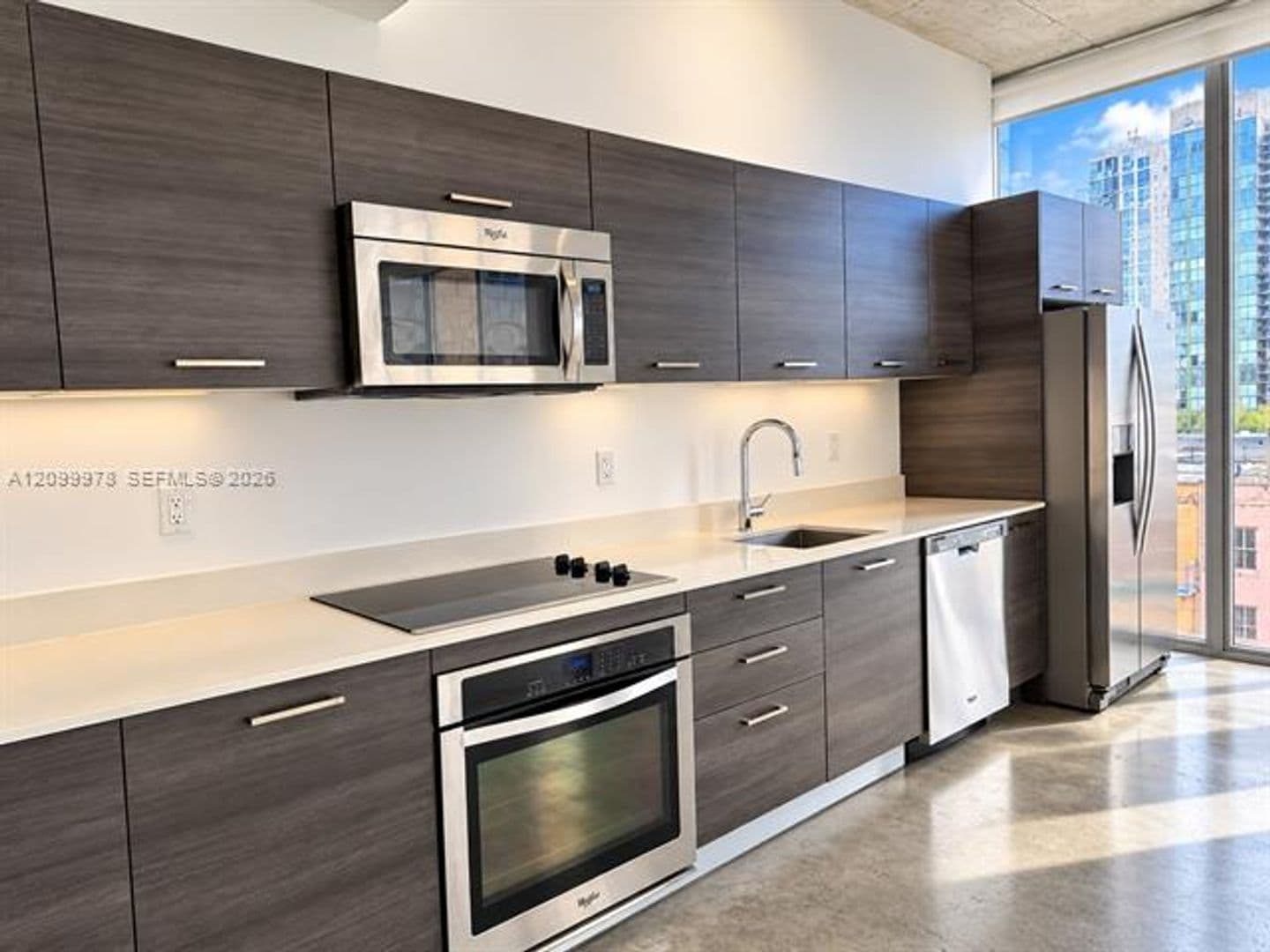 Miami Condo: 151 SE 1st St cu-1202