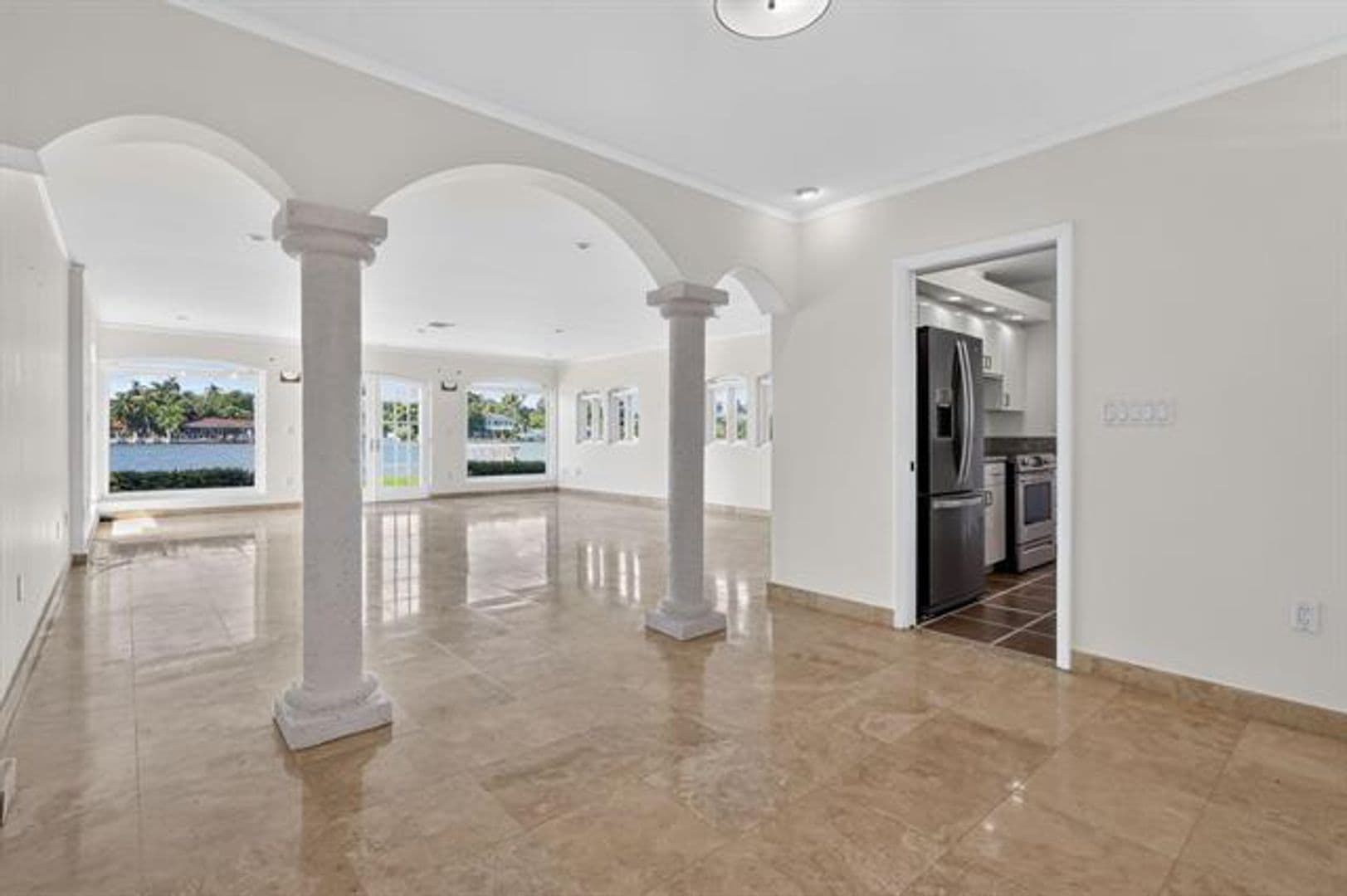 North Bay Village House: 7500 W Treasure Dr # 7500