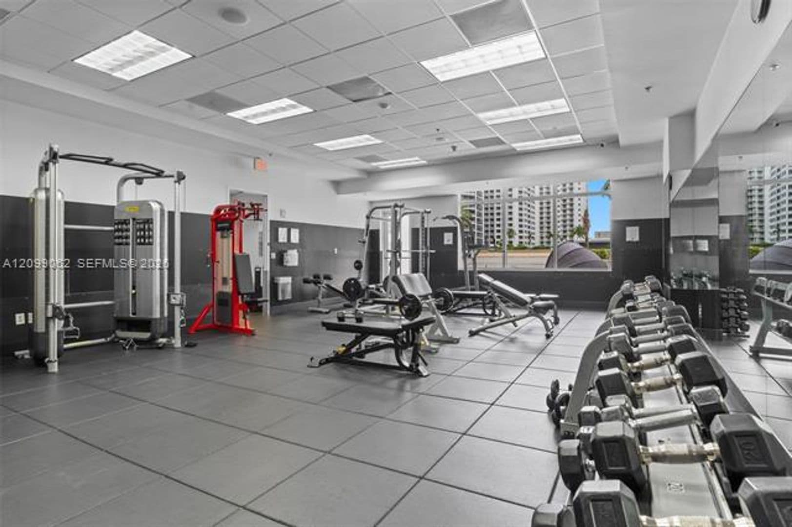 Miami Condo: 1200 Brickell Bay Dr cu-3908