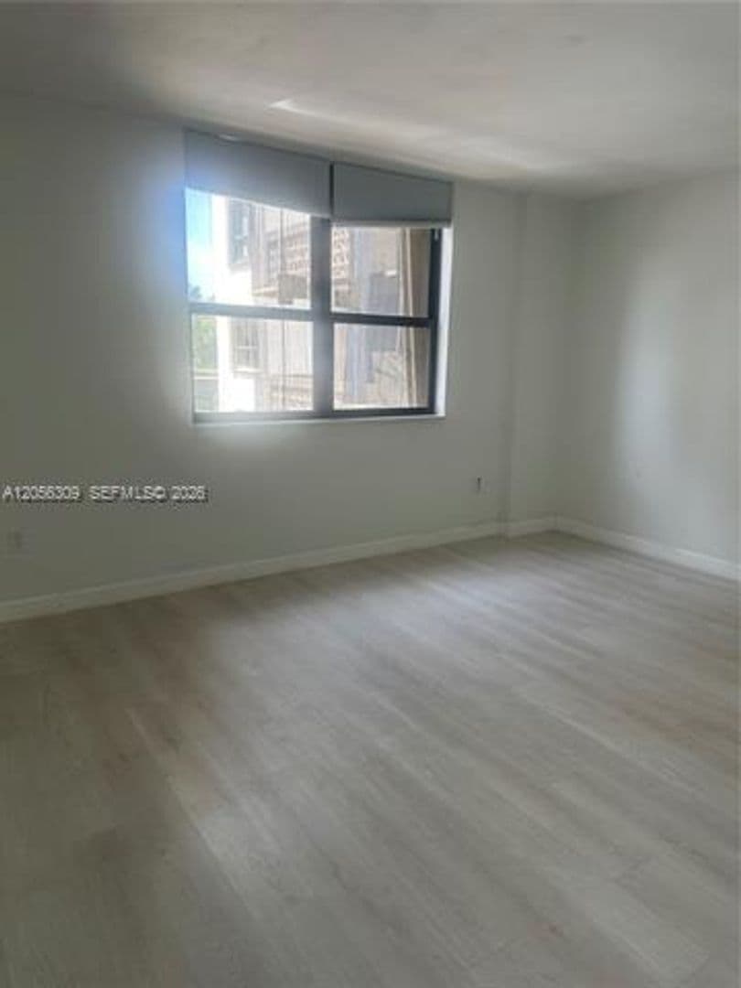 Bal Harbour Condo: 10185 Collins Ave cu-309