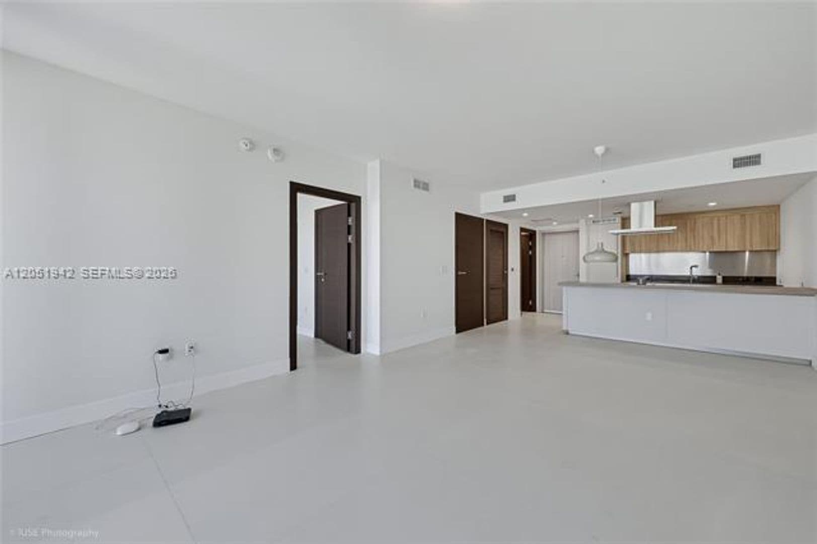Miami Condo: 1000 Brickell Plz cu-2110