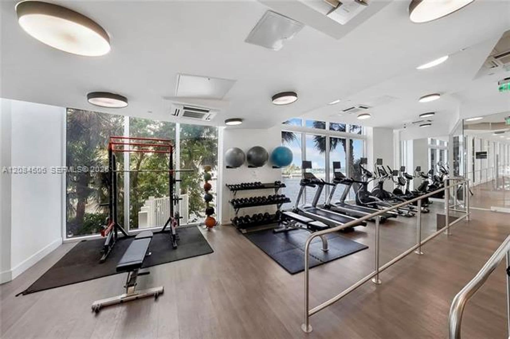 Miami Condo: 601 NE 27th St cu-1002
