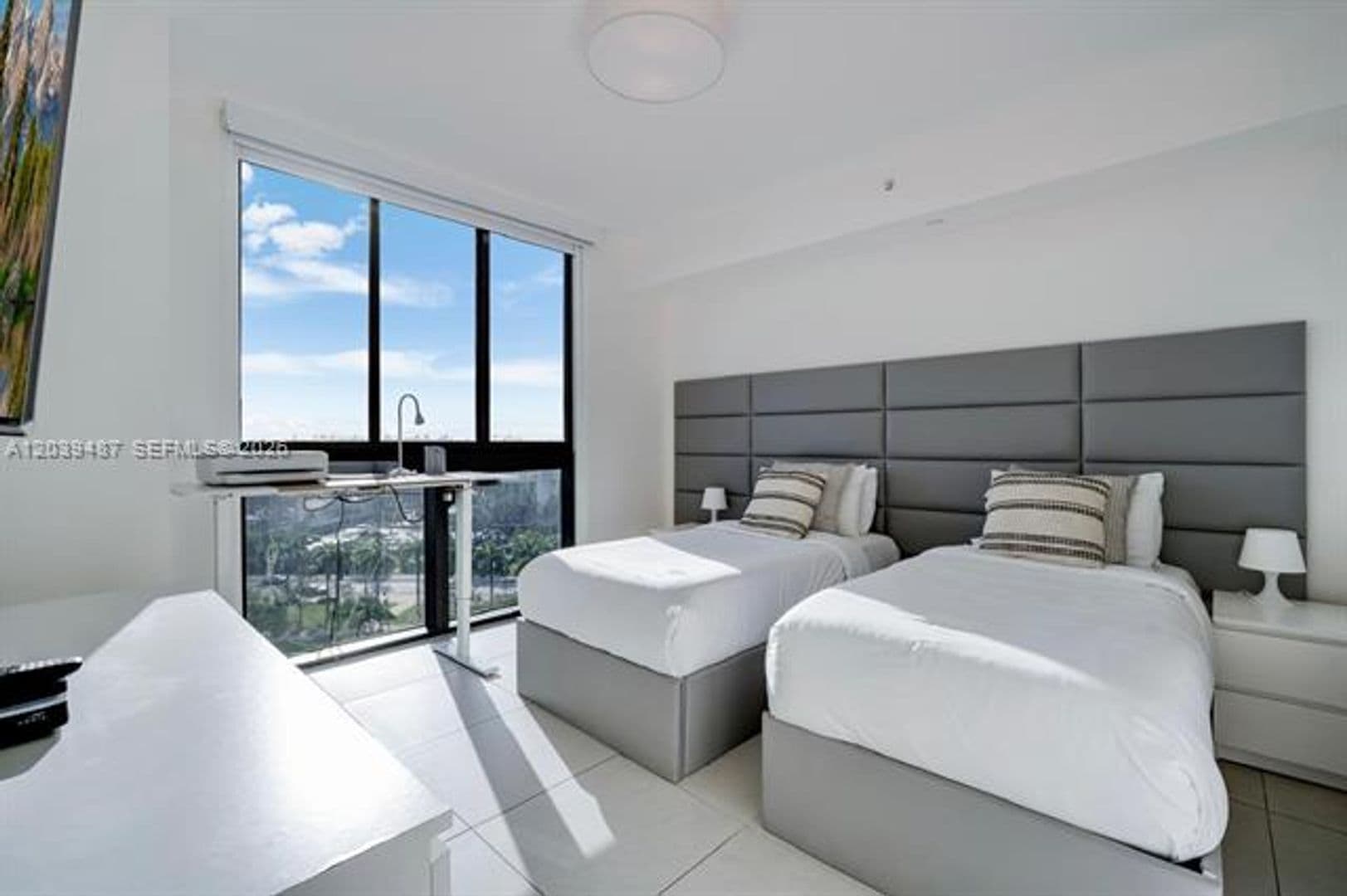 Doral Condo: 5350 NW 84th Ave cu-909