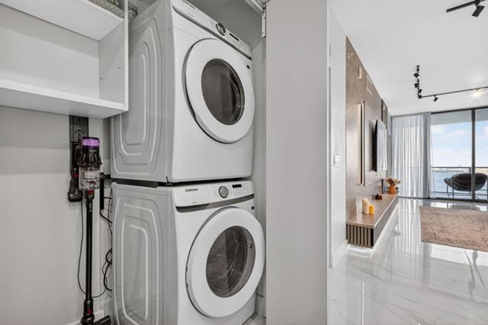 Miami Condo: 700 NE 24th St cu-2006