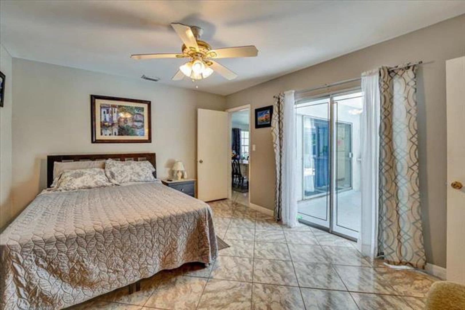 Lauderdale Lakes House: 3982 NW 39th Ave # 3982