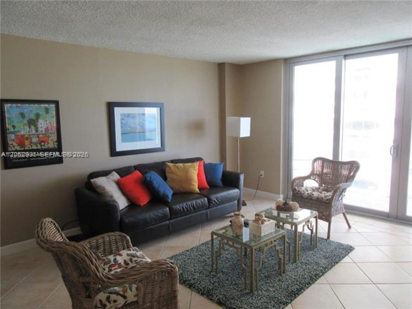 Miami Beach Condo: 5701 Collins Ave cu-919
