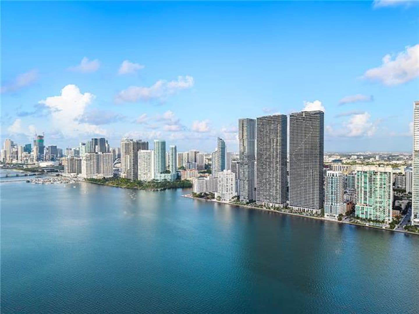 Miami Condo: 725 NE 24 cu-5401