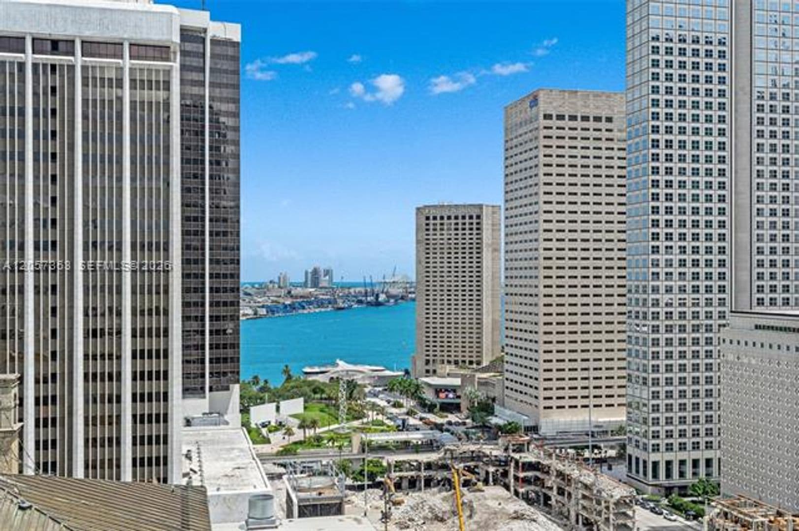 Miami Condo: 151 SE 1st St cu-2102