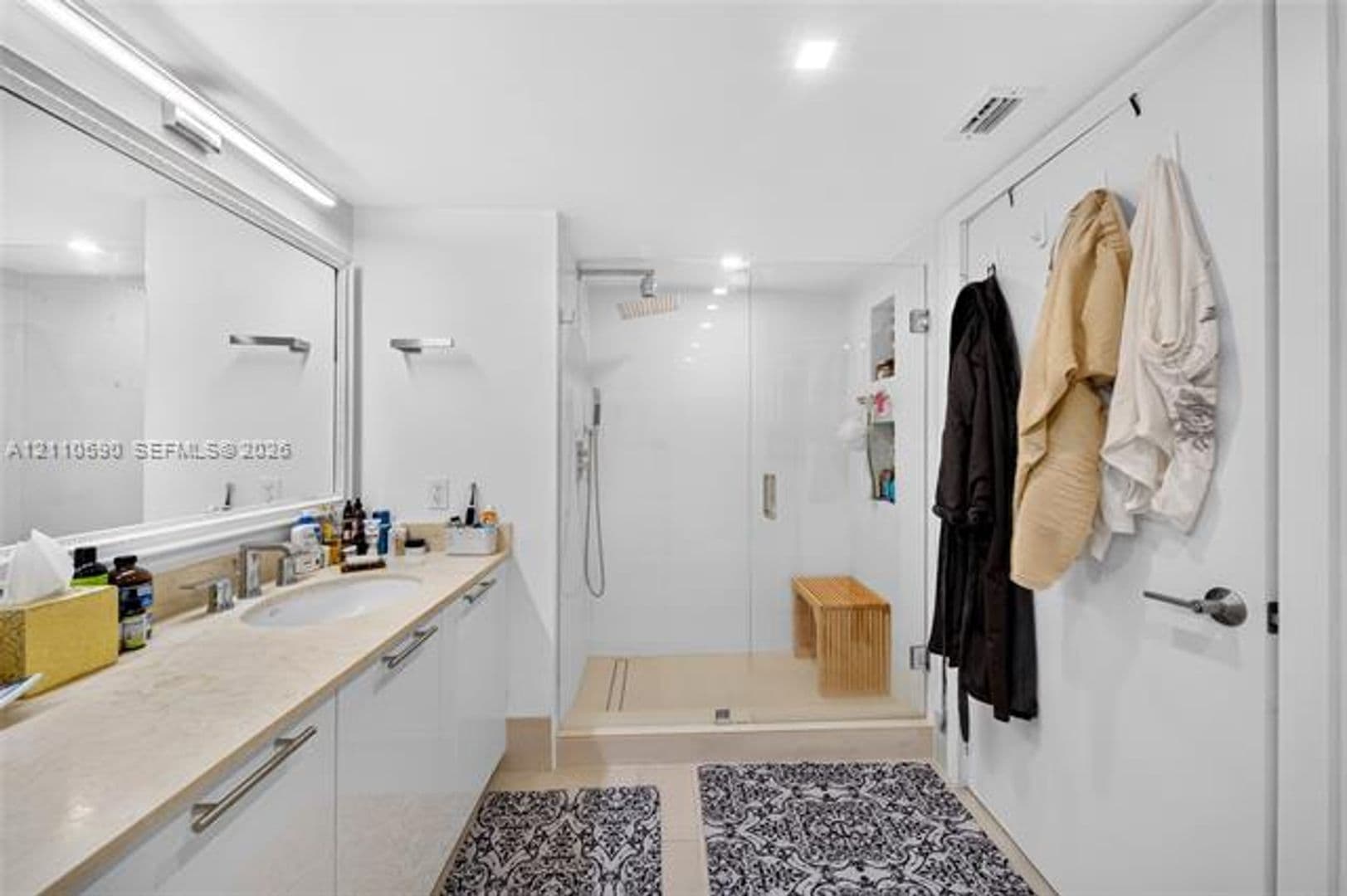 Miami Condo: 1800 N Bayshore Dr cu-809