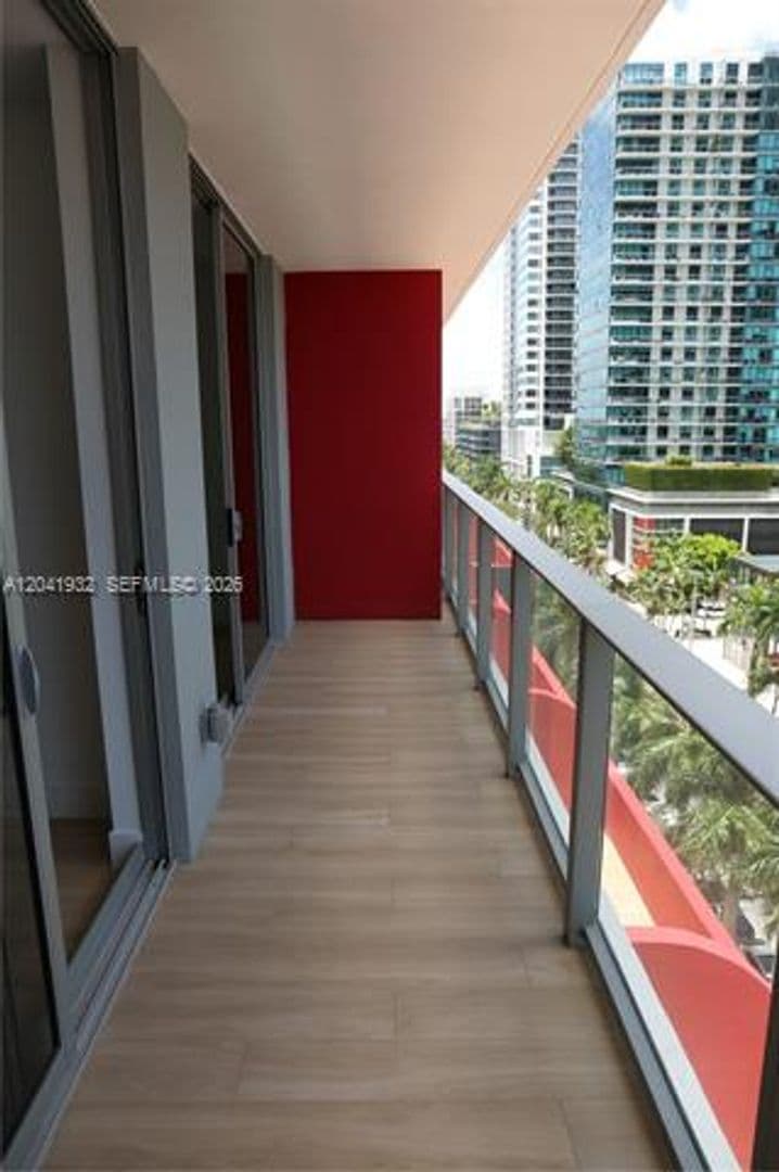 Miami Condo: 90 NE 32nd St cu-802